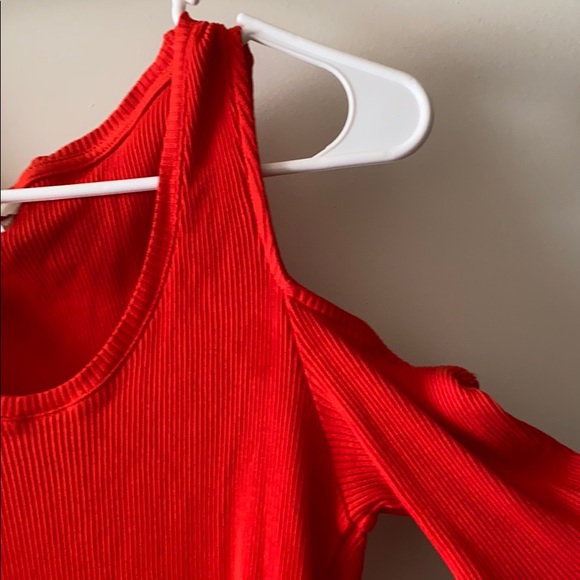 Top - Picture 2 of 3